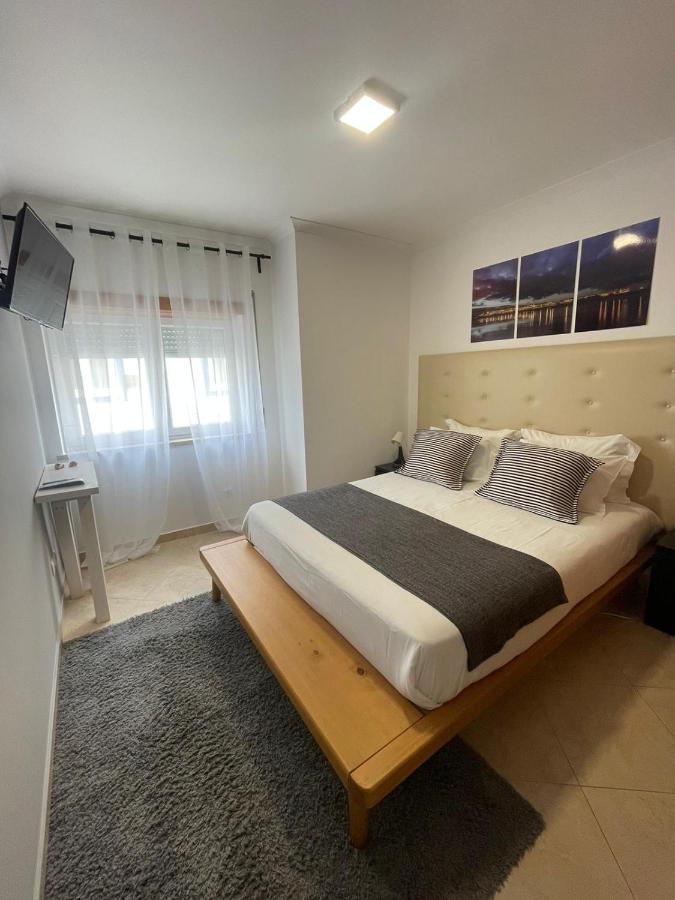 Cricket Apartments Ferrel  Kültér fotó